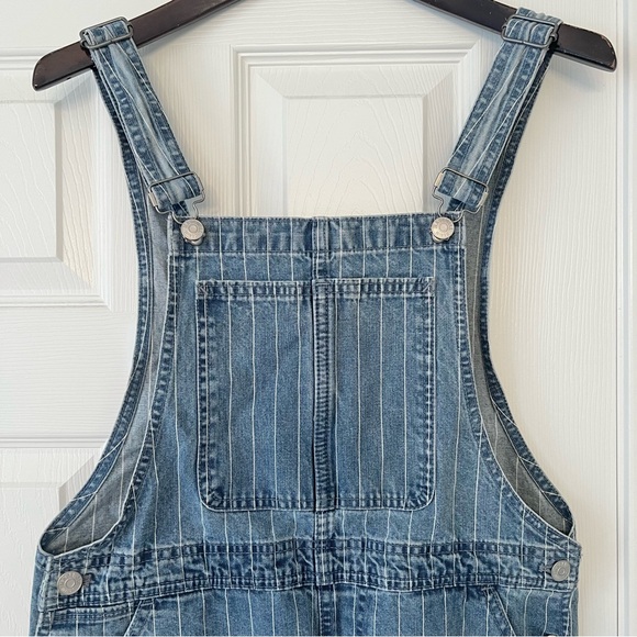 Madewell-Pinyon Shorts Overalls-Pinstripe Denim-Boxy Fit-Size S-NWT - Picture 2 of 7